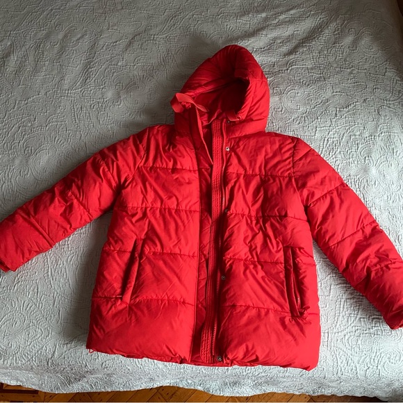 Gap - The Upcycled Puffer Oversized Puffer Coat, Small Tomato Red Jacket - Picture 9 of 10